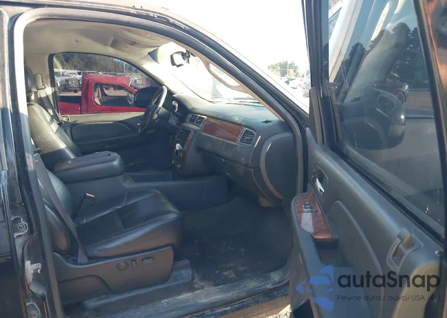 2GCEC13J581327808: 43305532