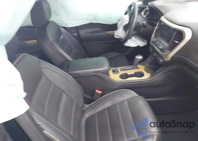 1GKKNPLS6JZ127126: 43305563