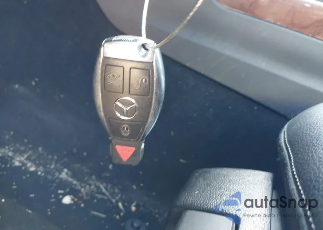 WDDHF5KB6CA657693: 43305625