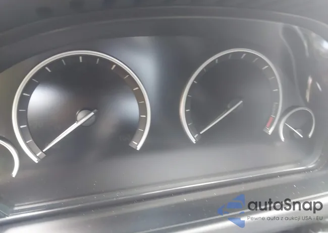 WBA6B2C51DD128329: 43305728