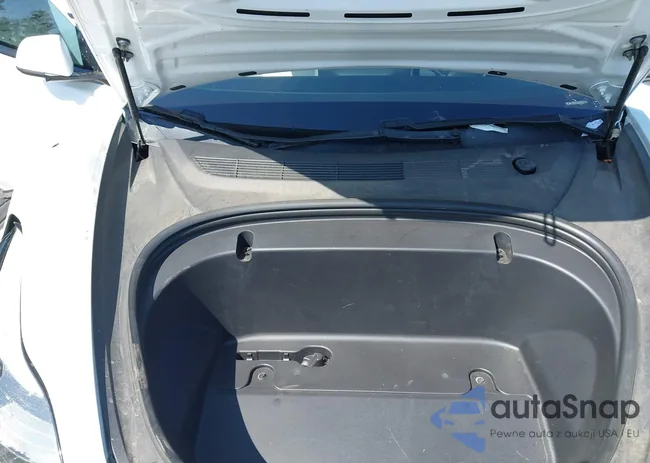 5YJ3E1EA6LF615647: 43305778