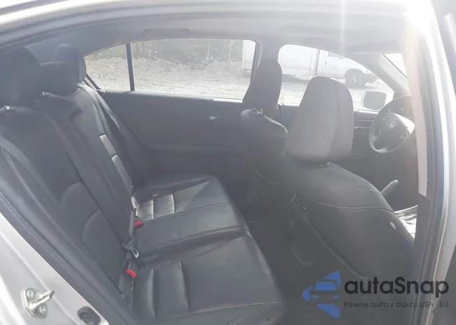 1HGCR2F84FA182530: 43306951