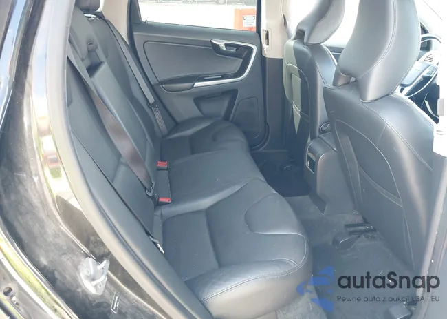 YV426MDC0F2626564: 43307235