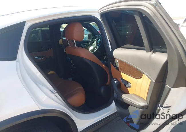 W1N0J8EB2NG033501: 43306399