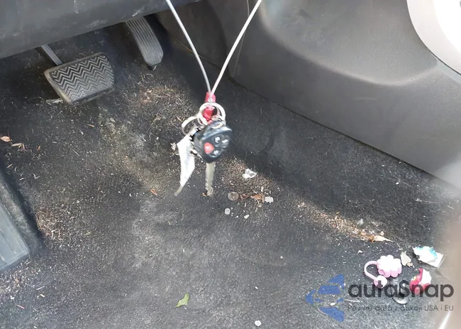 2T1BU4EE1DC074905: 43306473