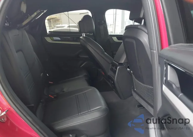 WP1BA2AY5RDA49611: 43306510