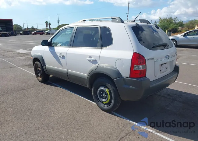 KM8JN12D18U900448: 43306515