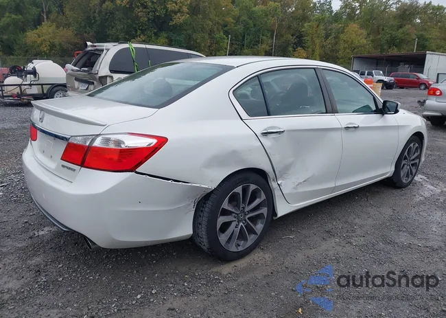 1HGCR2F57EA108958: 43307866