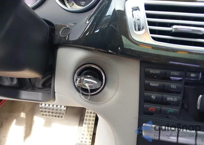 WDDLJ7DBXCA015625: 43307973