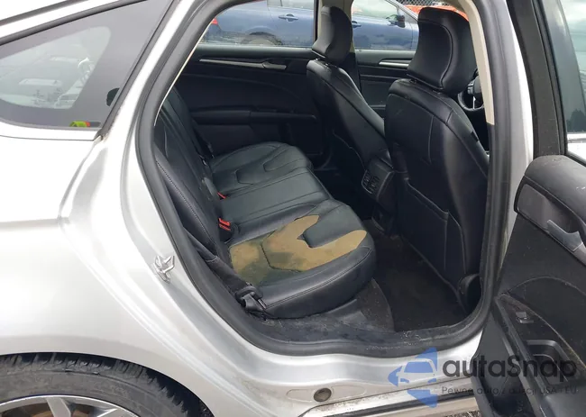 3FA6P0RUXKR119100: 43308004