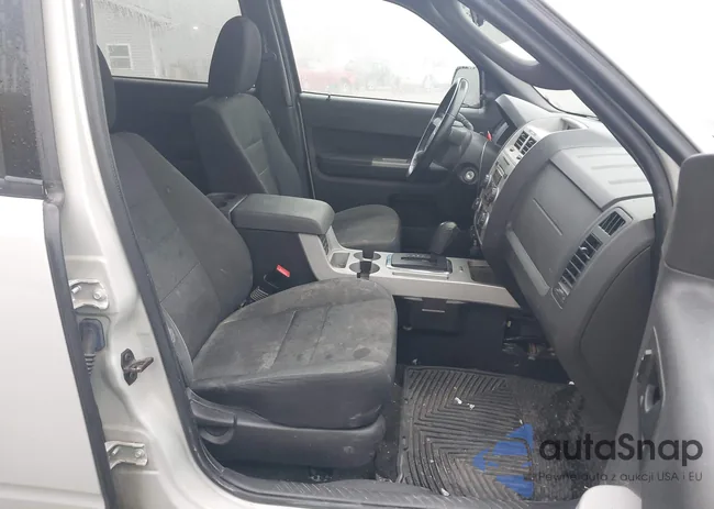 1FMCU03G29KA09726: 43308005