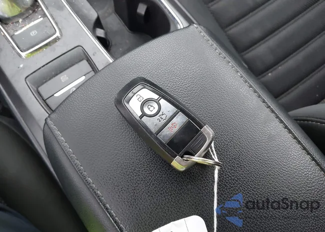 3FA6P0LU7JR133365: 43308008