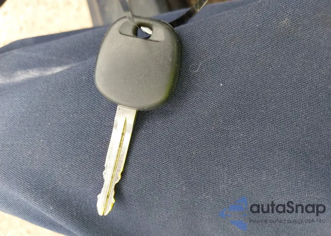 2T1BURHE4JC033351: 43308024