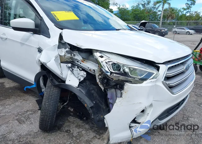 1FMCU9GD8HUE75362: 43308045