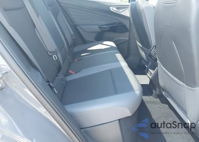 1V2GNPE81PC003276: 43308058