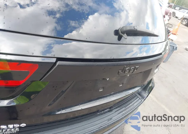 1C4RJEAG3DC653343: 43308133