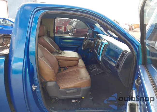 3C6JD6AT0CG261253: 43308150