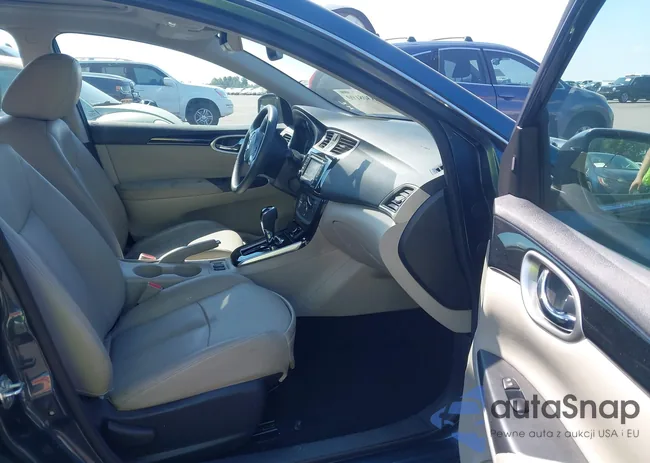 3N1AB7AP1HY352401: 43308190