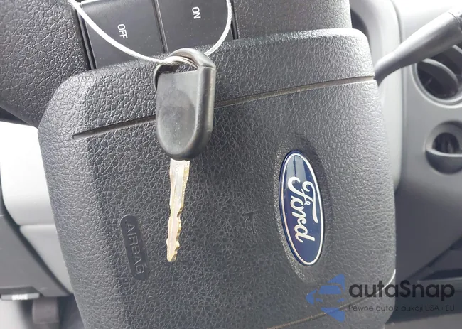 1FTRF12V18KB72901: 43308308