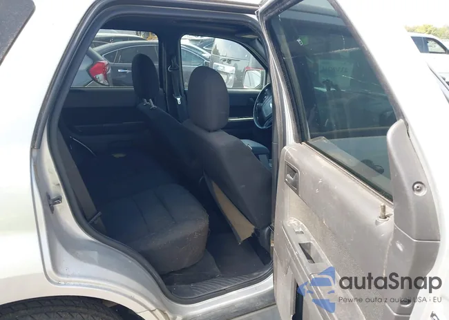 1FMCU0D79AKA03909: 43308311