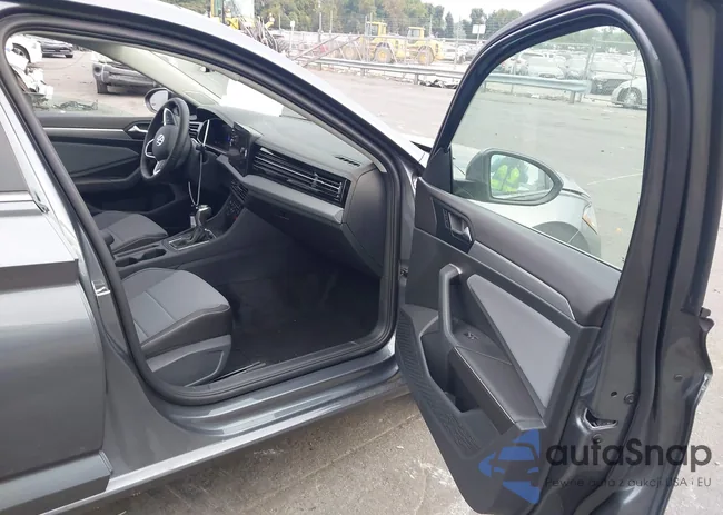 3VW7X7BU2SM092857: 43308339