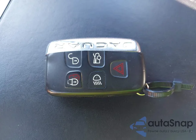 SAJWA2GZ4F8V78637: 43308353