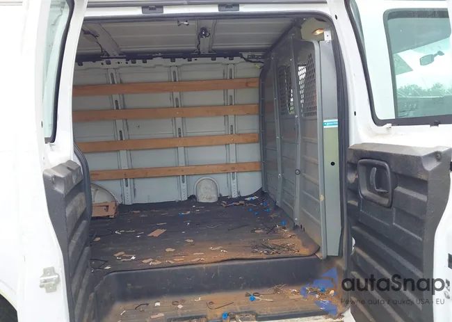 1GTW7AFF8H1906121: 43307420