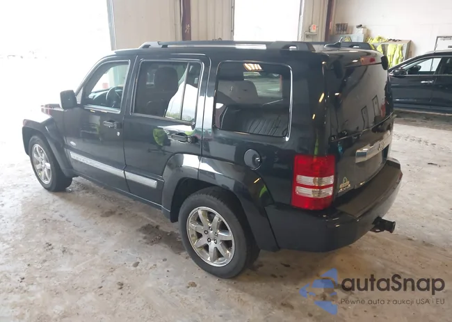 1C4PJMAK0CW199104: 43307528