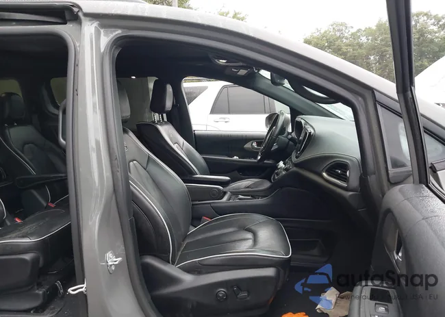 2C4RC1S74MR517814: 43307588