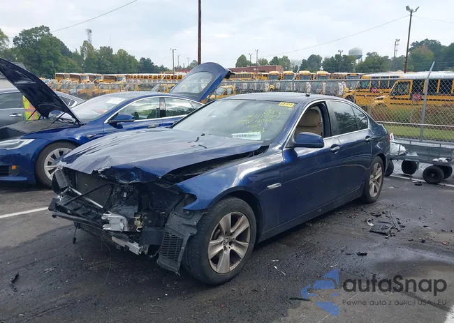 WBAXG5C52CC594055: 43307643