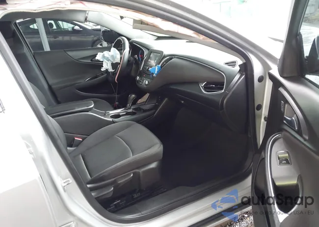 1G1ZE5ST1HF173153: 43307730