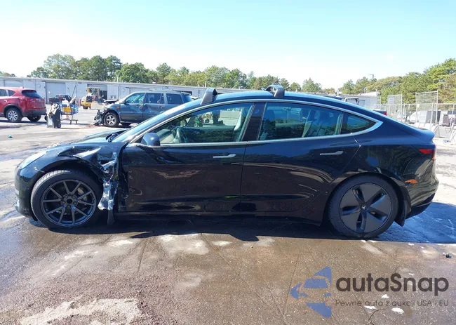 5YJ3E1EA8KF306471: 43308763