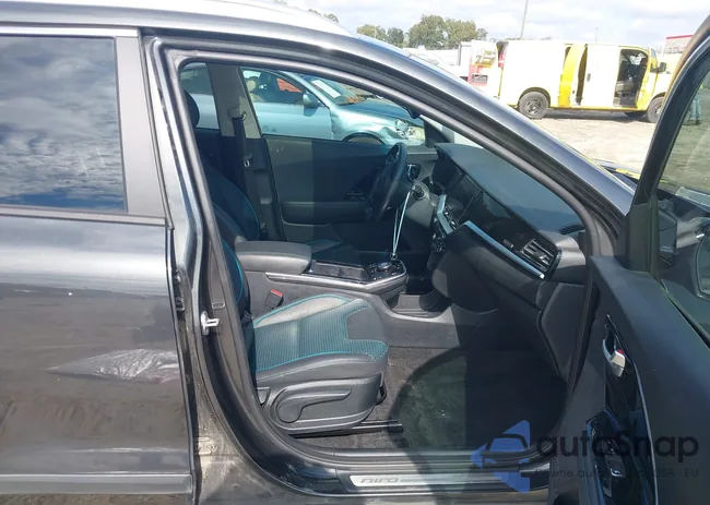 KNDCE3LG7N5138248: 43308849