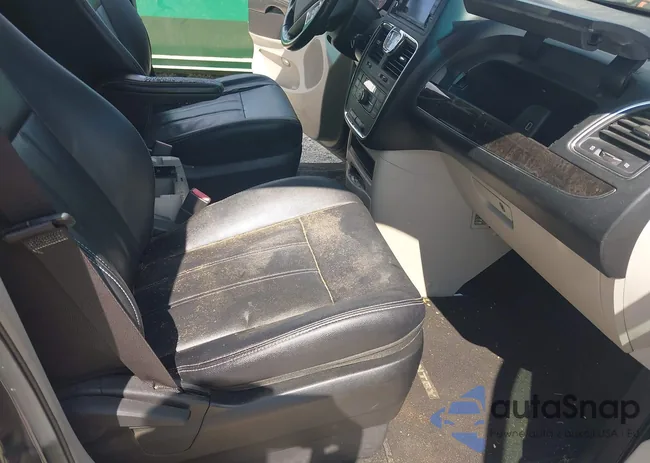 2C4RC1BG3ER255950: 43308902