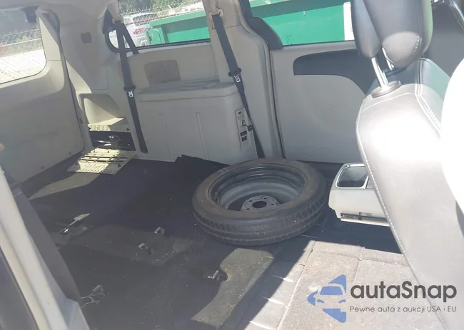 2C4RC1BG3ER255950: 43308902