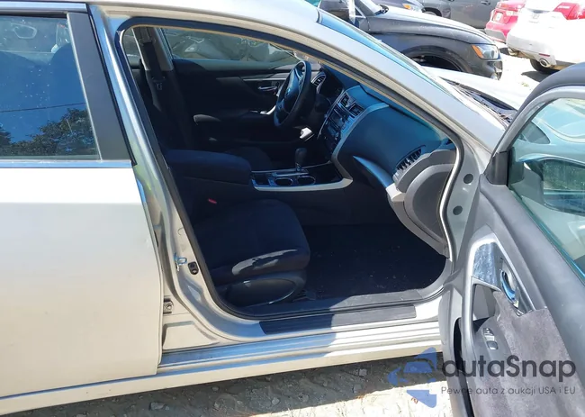 1N4AL3AP0DN560687: 43308983