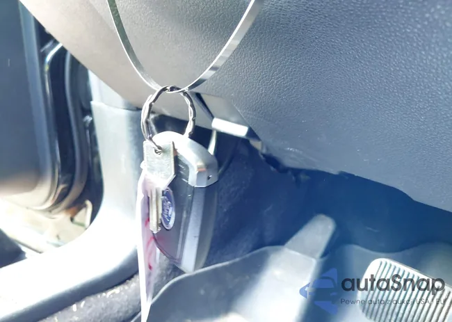 1FM5K8GT2KGB51930: 43309200