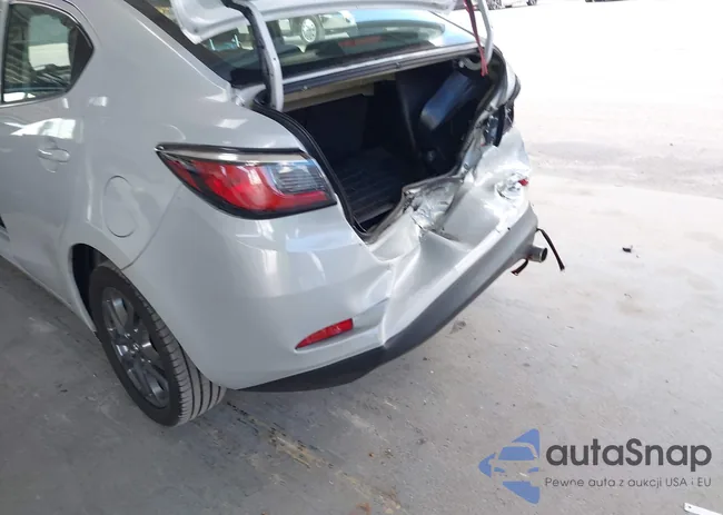 3MYDLBYV1KY522618: 43309245