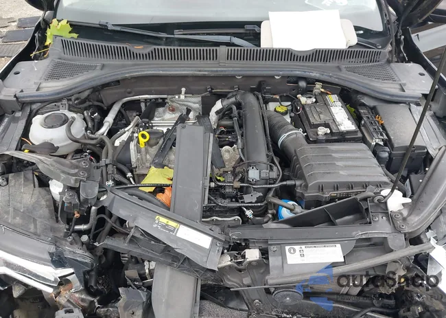 3VWC57BU2KM037748: 43309279