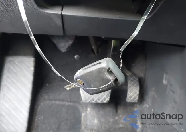 3VWC57BU2KM037748: 43309279