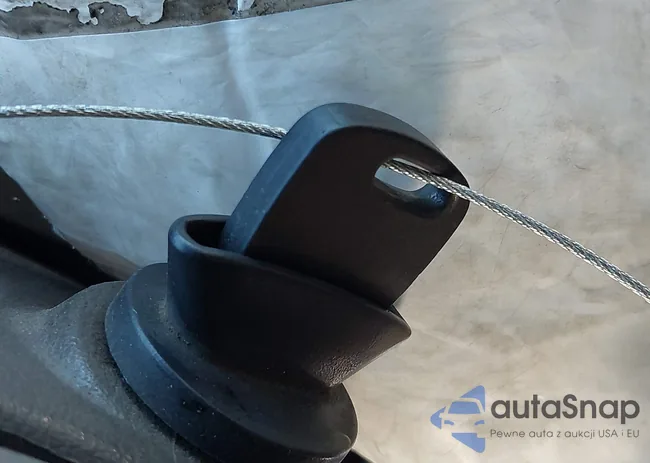 1FMNU43S9YEB40265: 43308378