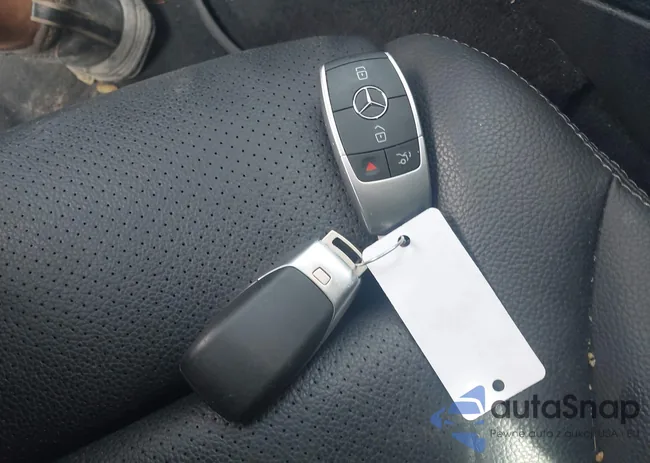 W1KWF8EB9MR629748: 43308606