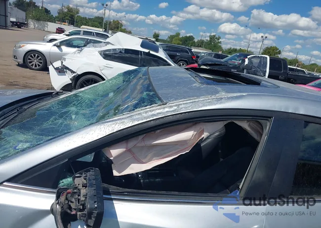 3MZBN1V3XJM257455: 43308697