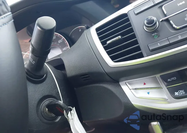 1HGCR2F57EA309176: 43308702