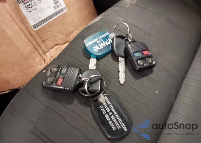 1FAHP3FN9AW215383: 43308753