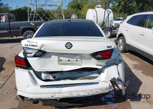 1N4BL4CW7MN303203: 43309808