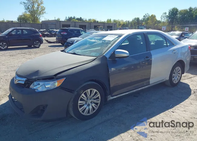 4T4BF1FK9ER347978: 43309848