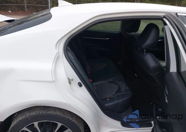 4T1G11AK5LU935900: 43309953