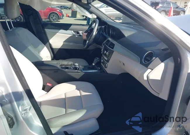 WDDGF4HB2DR301287: 43310192