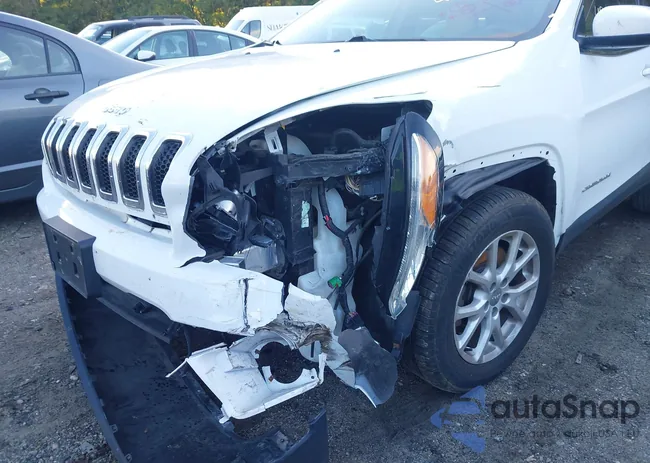 1C4PJMCB9GW296403: 43310310